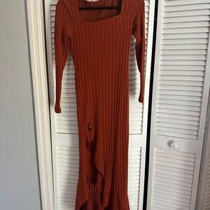 Elegant Rust Ribbed Knit Dress